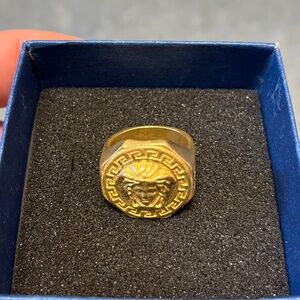 Solid 18k gold Versace ring